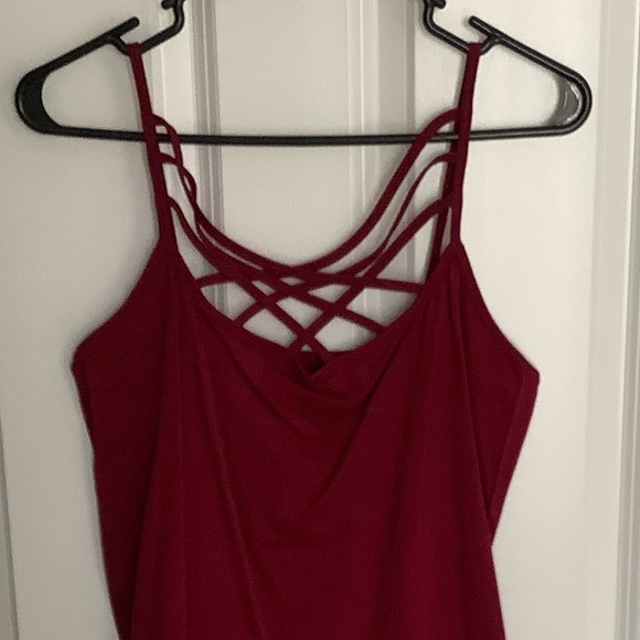 2X/3X Zenana Criss-Cross Tank - Picture 2 of 4